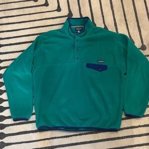 Patagonia Teal and Navy Fleece Pullover